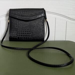 Vintage faux crocodile crossbody bag